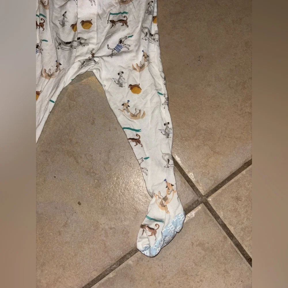 Like New Magnetic Me White Animal Print Footie - Picture 3 of 11